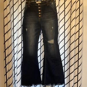 Distressed KanCan jeans